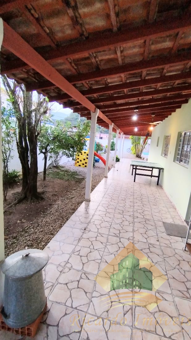 Casa à venda com 2 quartos, 65m² - Foto 5