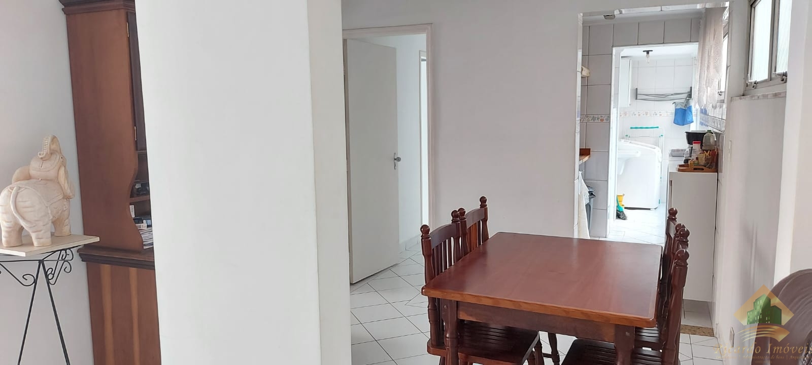 Apartamento à venda com 3 quartos, 77m² - Foto 2