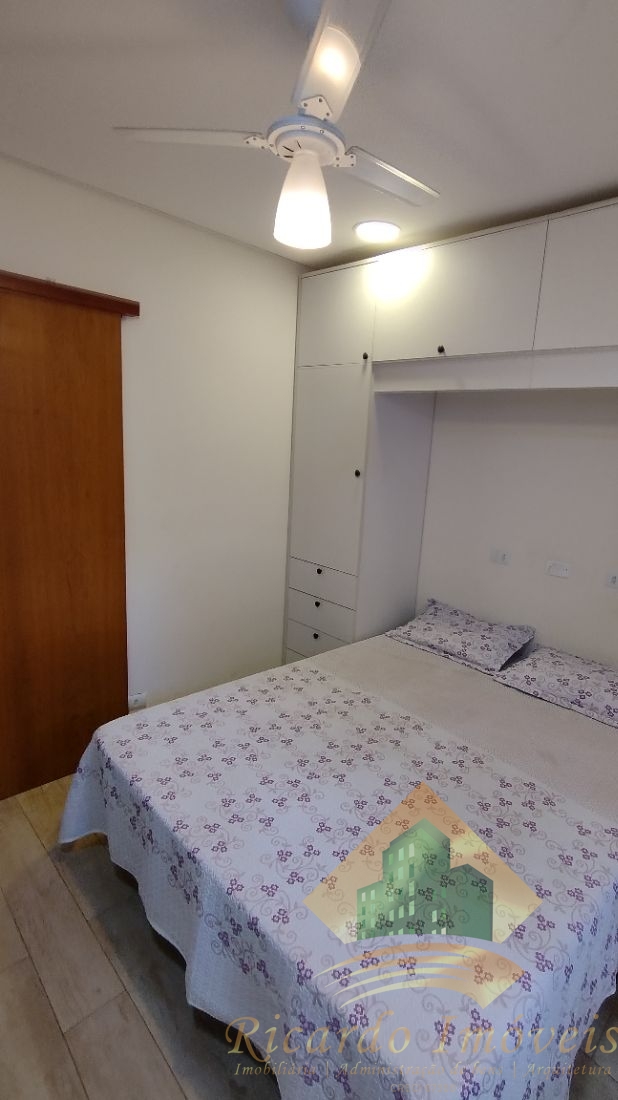 Casa à venda com 3 quartos, 228m² - Foto 11