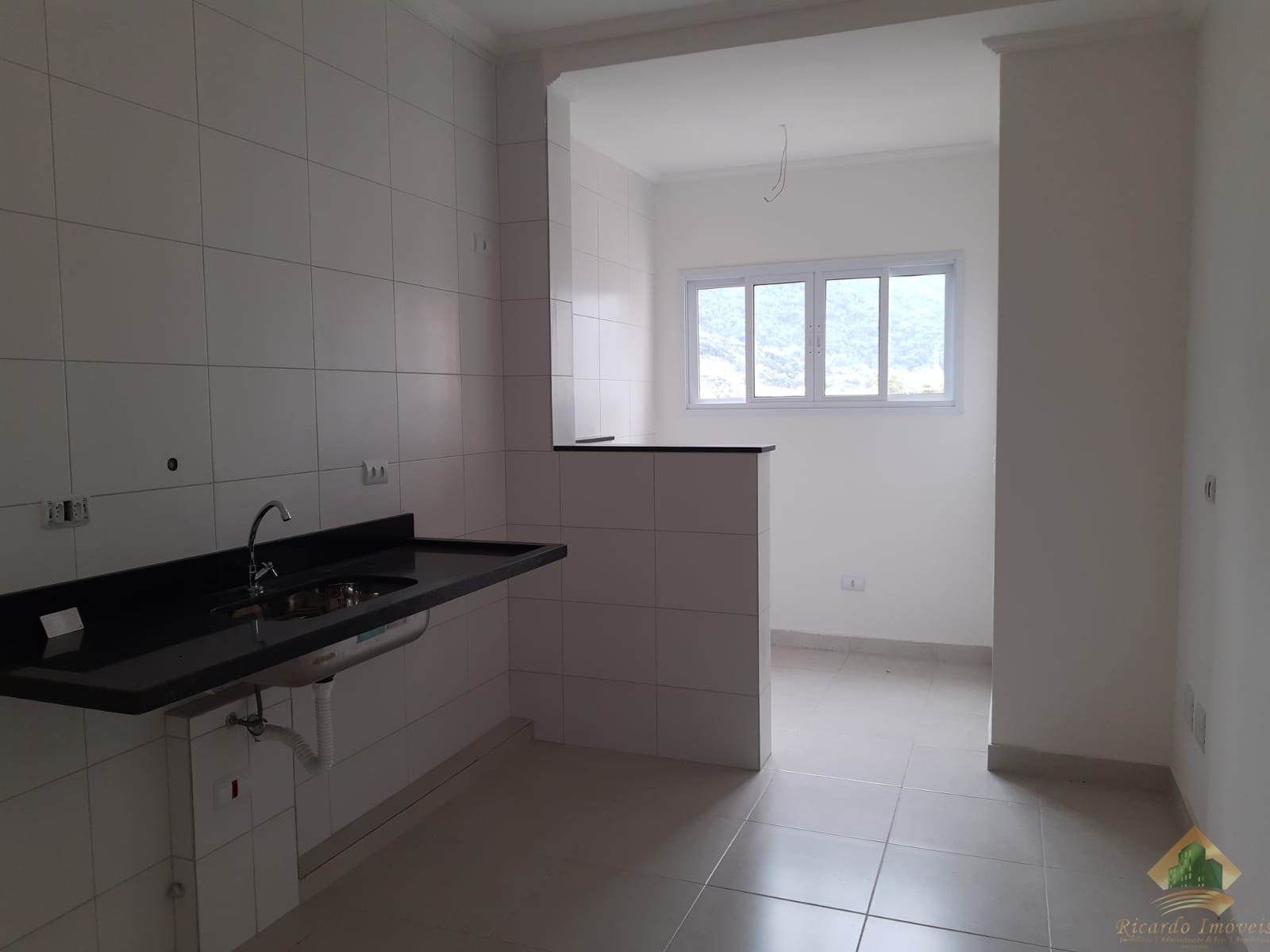 Apartamento à venda com 3 quartos, 127m² - Foto 3