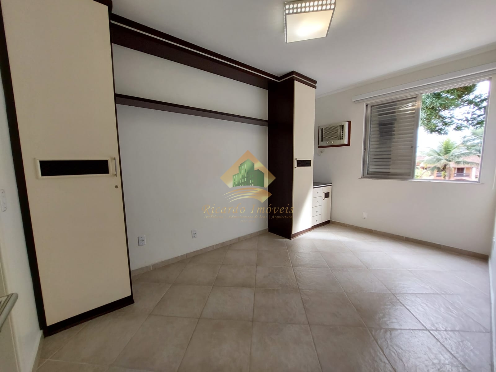 Apartamento à venda com 2 quartos, 70m² - Foto 9