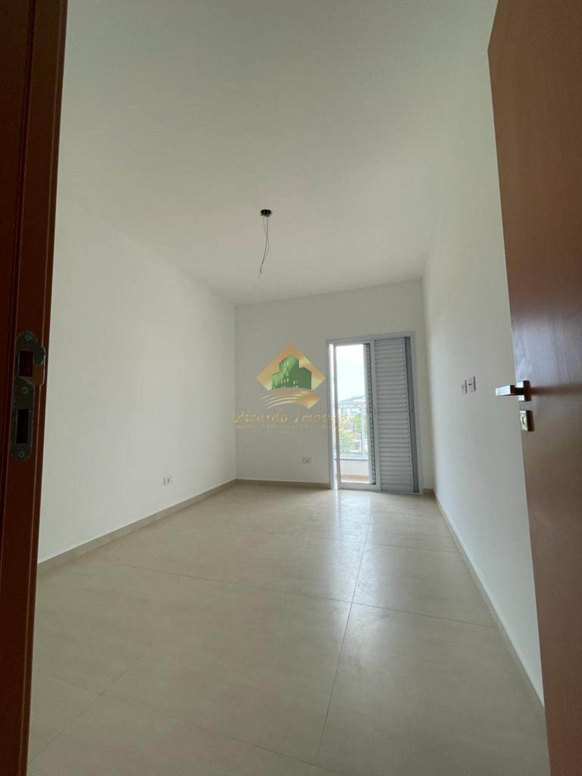 Apartamento à venda com 3 quartos, 105m² - Foto 9