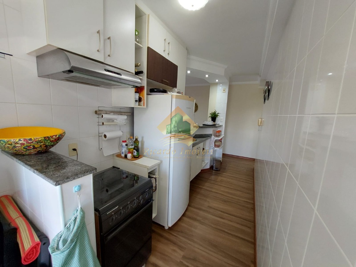 Apartamento à venda com 2 quartos, 98m² - Foto 9