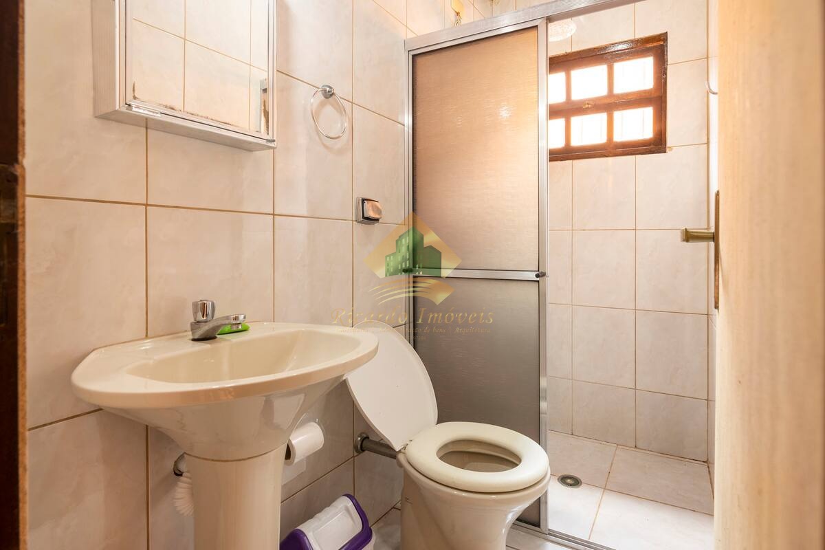 Sobrado à venda com 5 quartos, 300m² - Foto 2