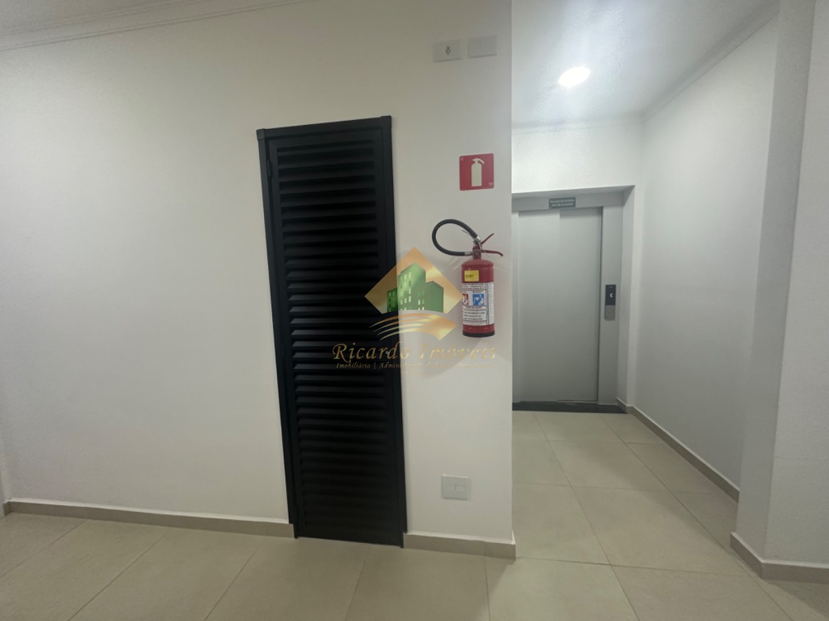 Apartamento à venda com 2 quartos, 77m² - Foto 13